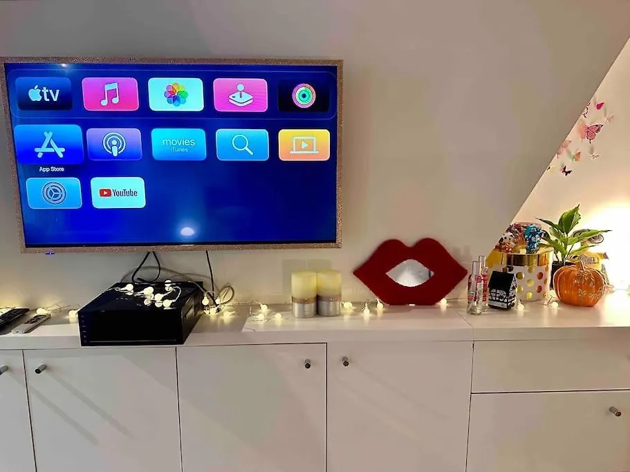 Modern Designed Apartment@ Beaubourg Paris 0*,